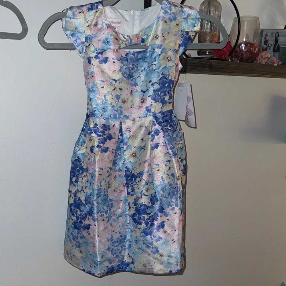 Floral Cap Sleeve Dress - Picture 1 of 8